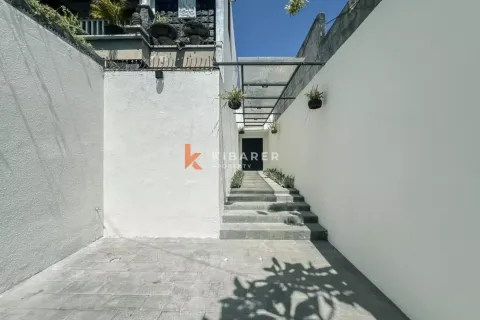 3 bedrooms Villa in Seminyak, Badung, Indonesia No. 12898 22