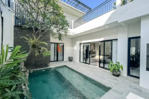 3 bedrooms Villa in Seminyak, Badung, Indonesia No. 12898