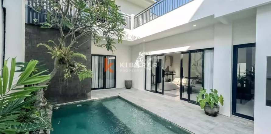 3 bedrooms Villa in Seminyak, Badung, Indonesia No. 12898