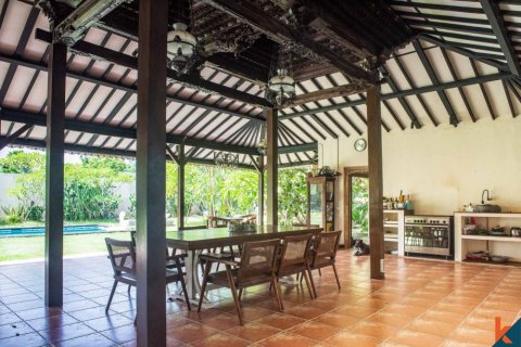 6 bedrooms Villa in Jimbaran, Badung, Indonesia No. 11010 13