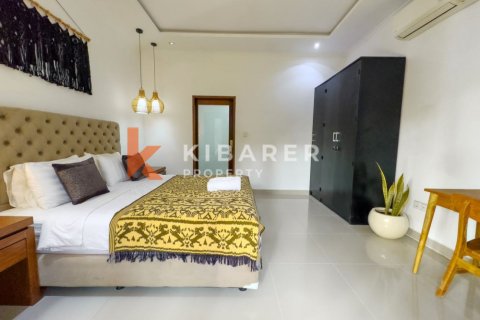2 bedrooms Villa in Seminyak, Badung, Indonesia No. 12845 5