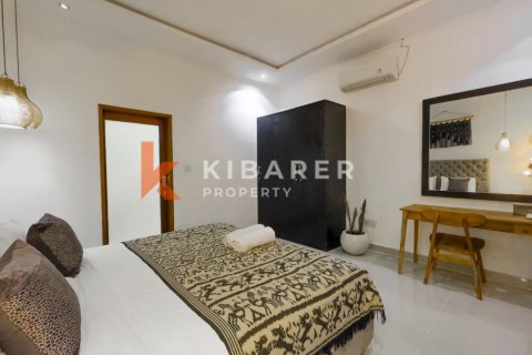 2 bedrooms Villa in Seminyak, Badung, Indonesia No. 12845 6