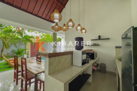 2 bedrooms Villa in Seminyak, Badung, Indonesia No. 12845 3