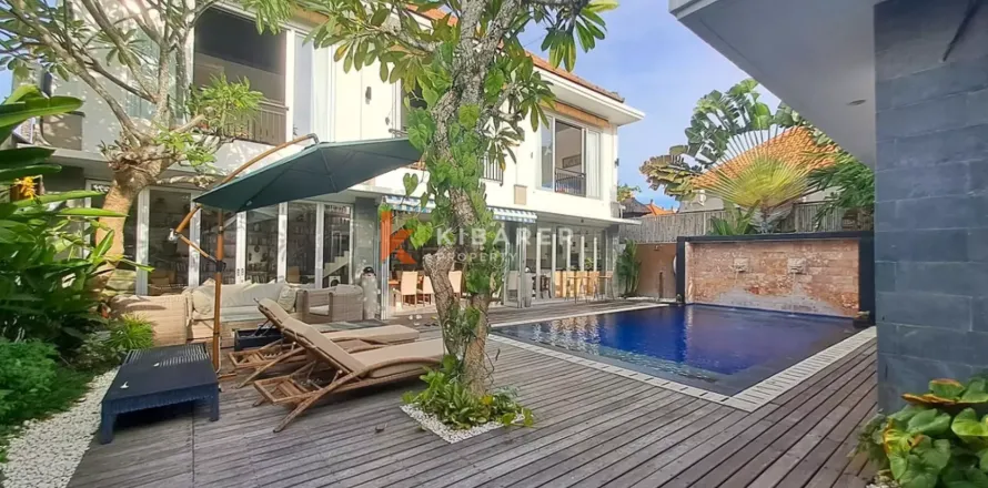 3 bedrooms Villa in Kerobokan, Badung, Indonesia No. 12844