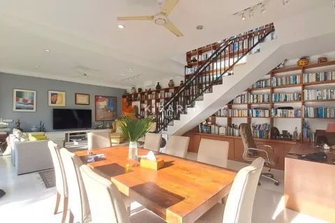 3 bedrooms Villa in Kerobokan, Badung, Indonesia No. 12844 5