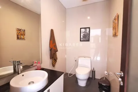3 bedrooms Villa in Kerobokan, Badung, Indonesia No. 12844 24