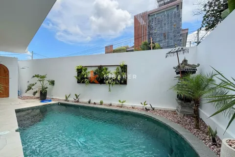 3 bedrooms Villa in Denpasar, Indonesia No. 12846 12
