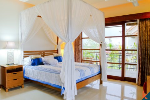 7 bedrooms Villa in Kerobokan, Badung, Indonesia No. 11286 10