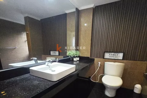 4 bedrooms Villa in Ungasan, Badung, Indonesia No. 12011 21