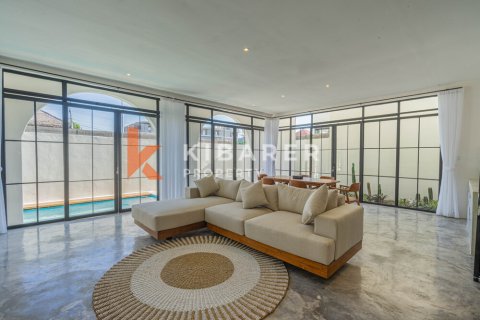 3 bedrooms Villa in Canggu, Badung, Indonesia No. 12007 2