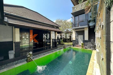2 bedrooms Villa in Jimbaran, Badung, Indonesia No. 12010