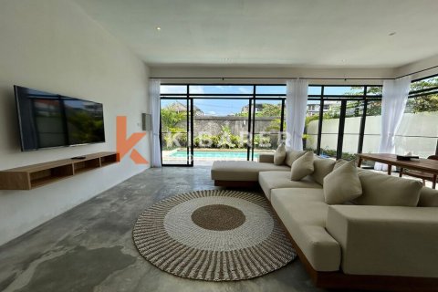 3 bedrooms Villa in Canggu, Badung, Indonesia No. 12008 6