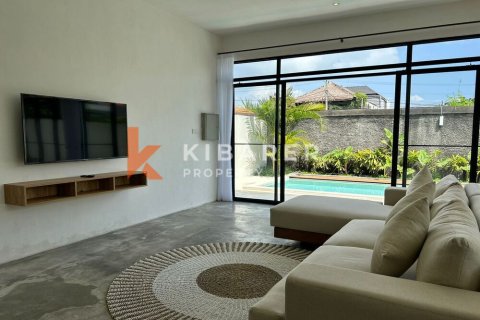 3 bedrooms Villa in Canggu, Badung, Indonesia No. 12008 2