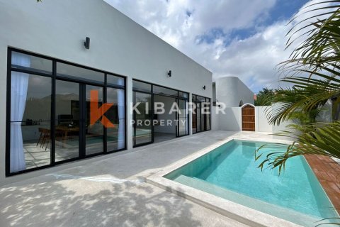 3 bedrooms Villa in Canggu, Badung, Indonesia No. 12008