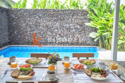 2 bedrooms Villa in Kerobokan, Badung, Indonesia No. 12006 4