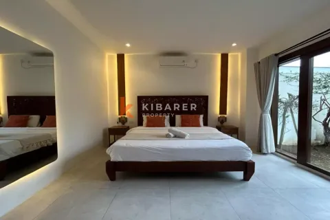 4 bedrooms Villa in Canggu, Badung, Indonesia No. 12351 18