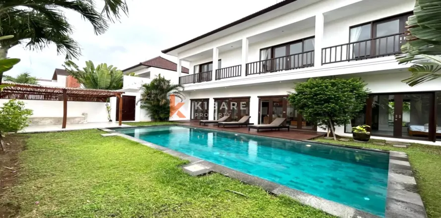 4 bedrooms Villa in Canggu, Badung, Indonesia No. 12351