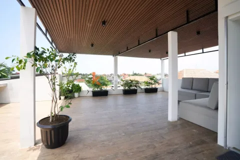 5 bedrooms Villa in Canggu, Badung, Indonesia No. 11777 20