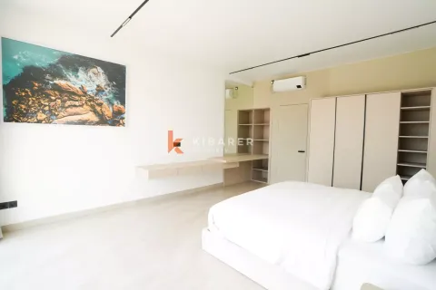 5 bedrooms Villa in Canggu, Badung, Indonesia No. 11777 26