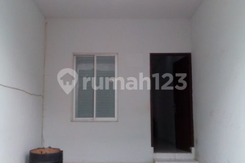 4 bedrooms House in Cengkareng, Jakarta, Indonesia No. 13393 2