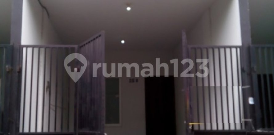4 bedrooms House in Cengkareng, Jakarta, Indonesia No. 13393