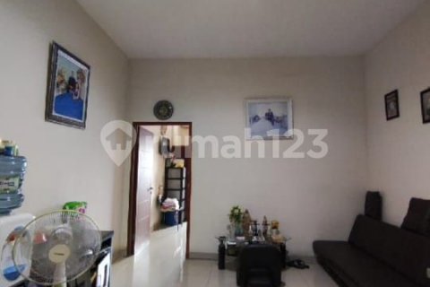 3 bedrooms House in Cipondoh, Tangerang City, Indonesia No. 13390 8