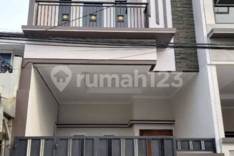 3 bedrooms House in Cipondoh, Tangerang City, Indonesia No. 13392
