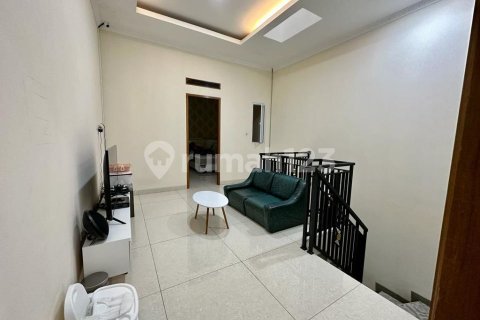 3 bedrooms House in Cipondoh, Tangerang City, Indonesia No. 13392 7