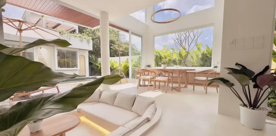 3 bedrooms Villa in South Kuta, Badung, Indonesia No. 10647
