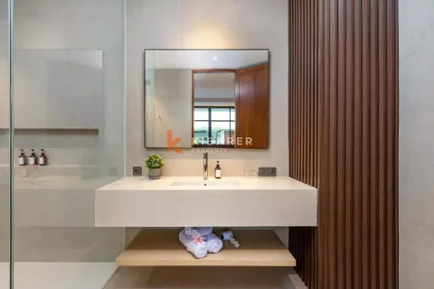 3 bedrooms Villa in Tibubeneng, Badung, Indonesia No. 12678 19