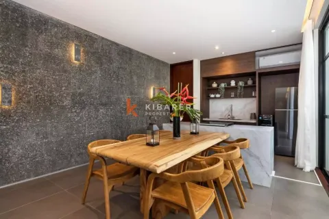 3 bedrooms Villa in Tibubeneng, Badung, Indonesia No. 12678 7
