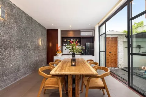 3 bedrooms Villa in Tibubeneng, Badung, Indonesia No. 12678 8