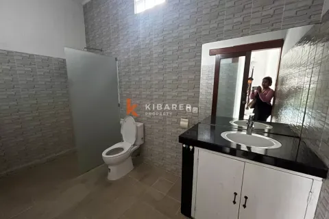 3 bedrooms Villa in Kerobokan, Badung, Indonesia No. 12677 10