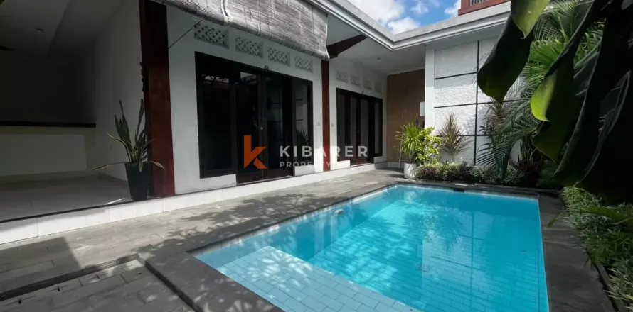 3 bedrooms Villa in Kerobokan, Badung, Indonesia No. 12677