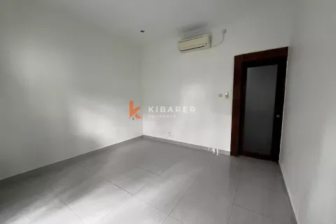 3 bedrooms Villa in Kerobokan, Badung, Indonesia No. 12677 8