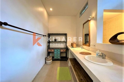 3 bedrooms Villa in Badung, Indonesia No. 12680 24