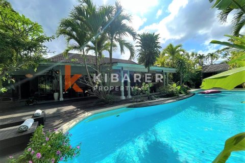 3 bedrooms Villa in Badung, Indonesia No. 12680 2