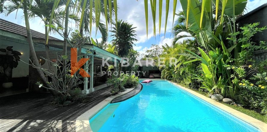 3 bedrooms Villa in Badung, Indonesia No. 12680