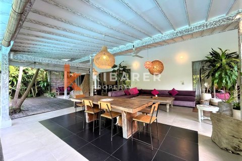 3 bedrooms Villa in Badung, Indonesia No. 12680 11