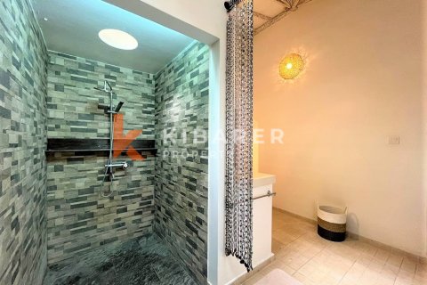3 bedrooms Villa in Badung, Indonesia No. 12680 17