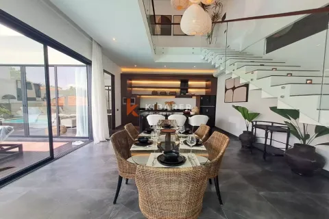 3 bedrooms Villa in Badung, Indonesia No. 12534 7