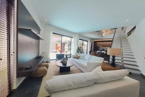 3 bedrooms Villa in Badung, Indonesia No. 12534 5