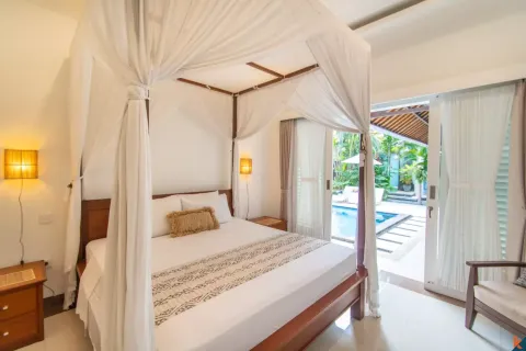 4 bedrooms Villa in Tibubeneng, Badung, Indonesia No. 13153 20