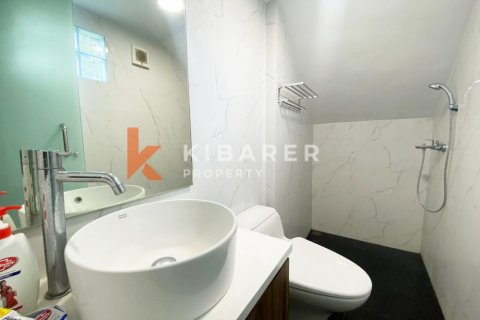 5 bedrooms Villa in Jimbaran, Badung, Indonesia No. 12063 8