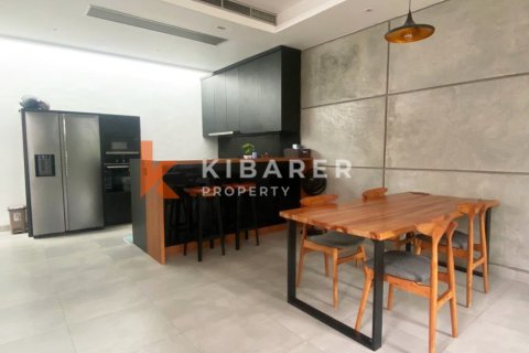 5 bedrooms Villa in Jimbaran, Badung, Indonesia No. 12063 4
