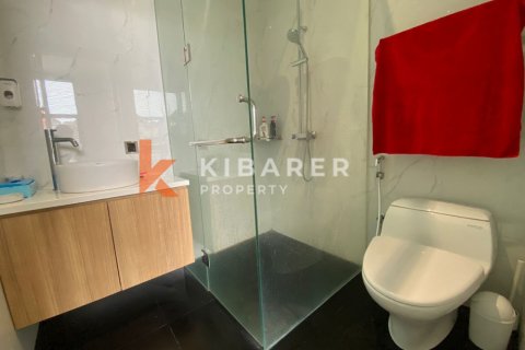 5 bedrooms Villa in Jimbaran, Badung, Indonesia No. 12063 14
