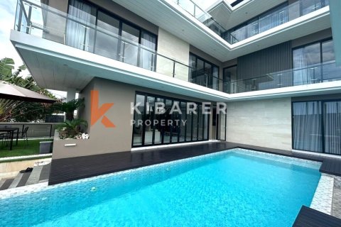 5 bedrooms Villa in Ungasan, Badung, Indonesia No. 12064 2