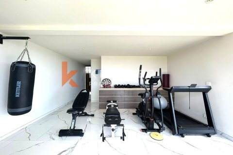 5 bedrooms Villa in Ungasan, Badung, Indonesia No. 12064 4