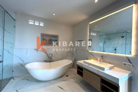 5 bedrooms Villa in Ungasan, Badung, Indonesia No. 12064 12