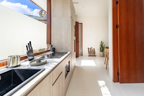 109m2 Villa in Dalung, Badung, Indonesia No. 9713 10